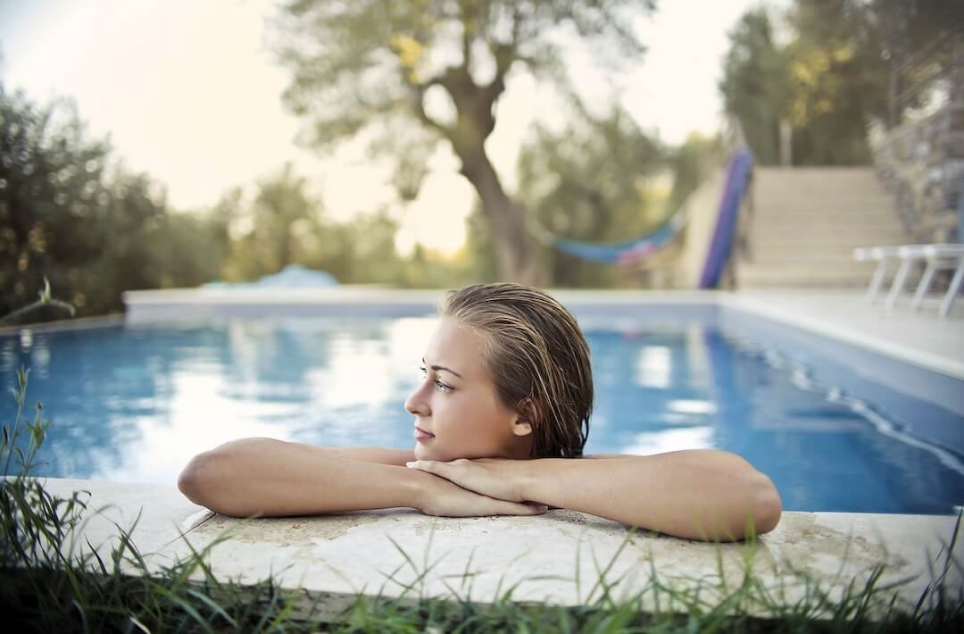 How Regular Pool Services Can Save You Time and Money